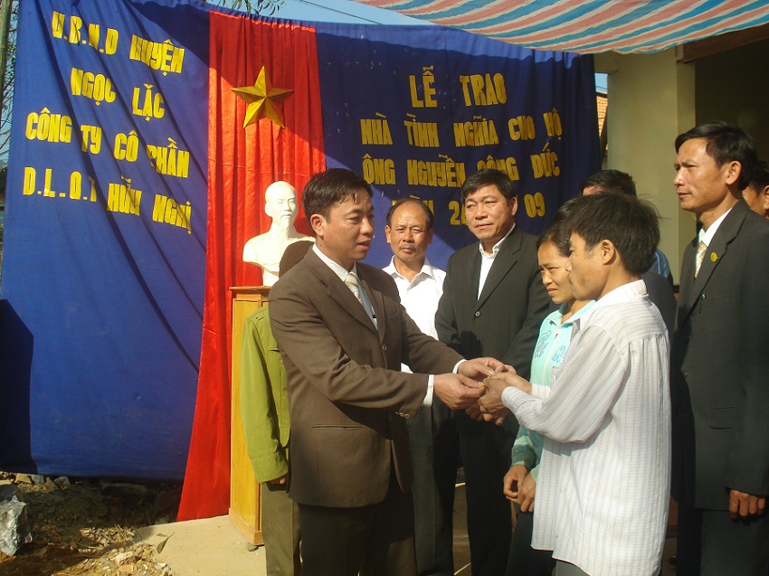 Hoạt động từ thiện
